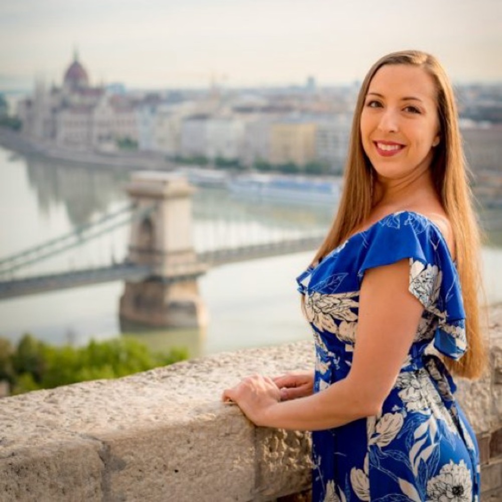 Meet Jodi, the Bauble Babe!
